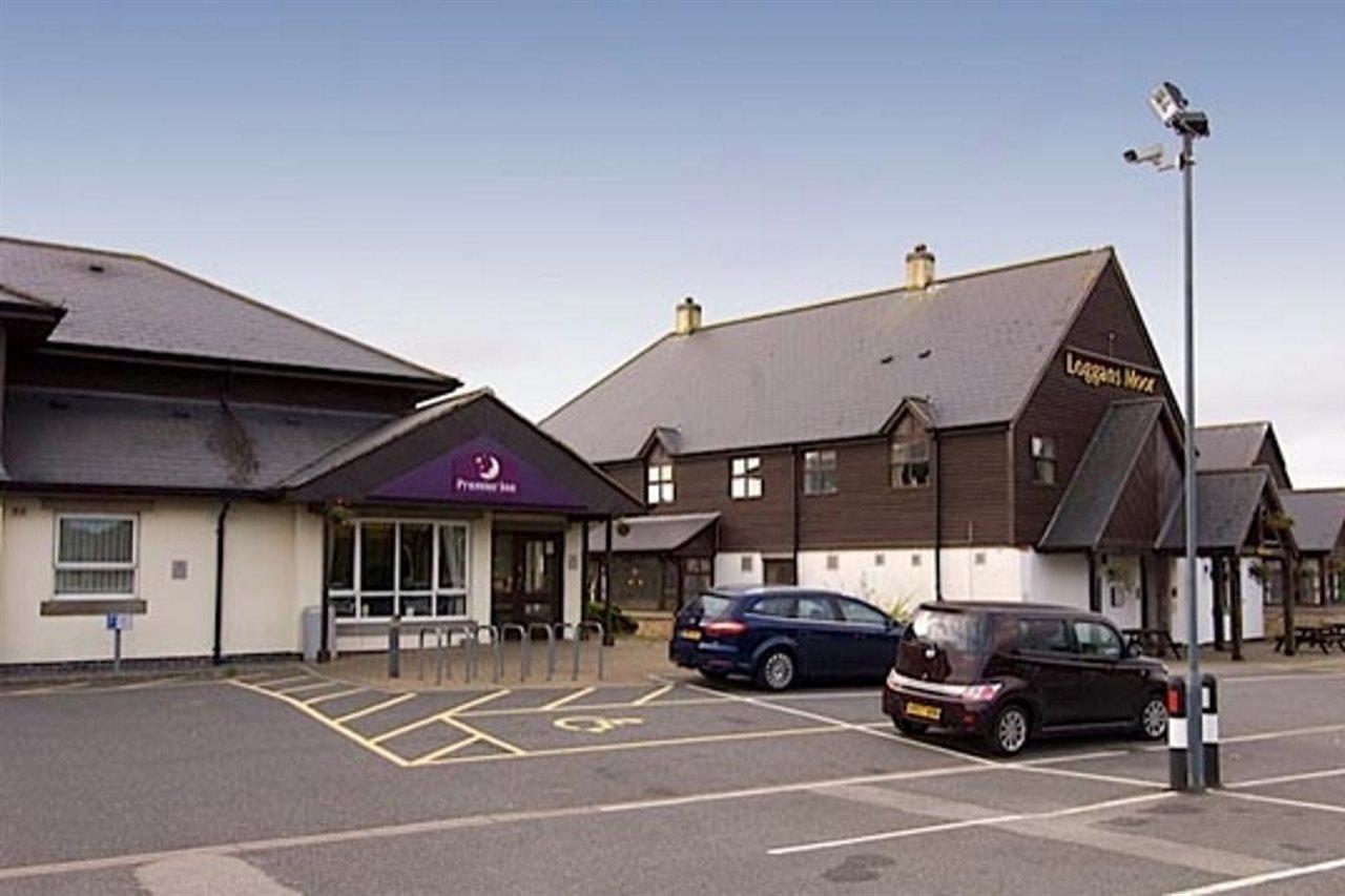 Premier Inn Χέιλ Εξωτερικό φωτογραφία